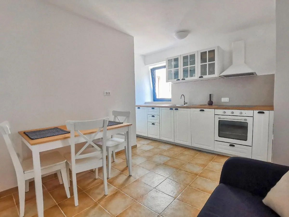Apartment Muretto Basanija